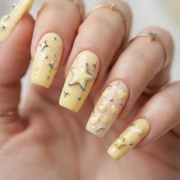 Ongle jaune étoile press-on nails
